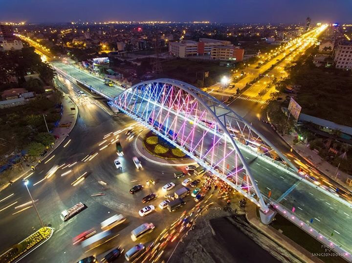 Cầu vượt Lê Hồng Phong