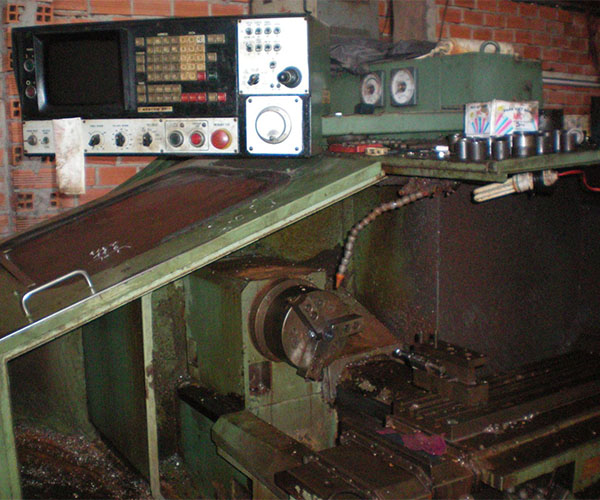 Gia công máy CNC