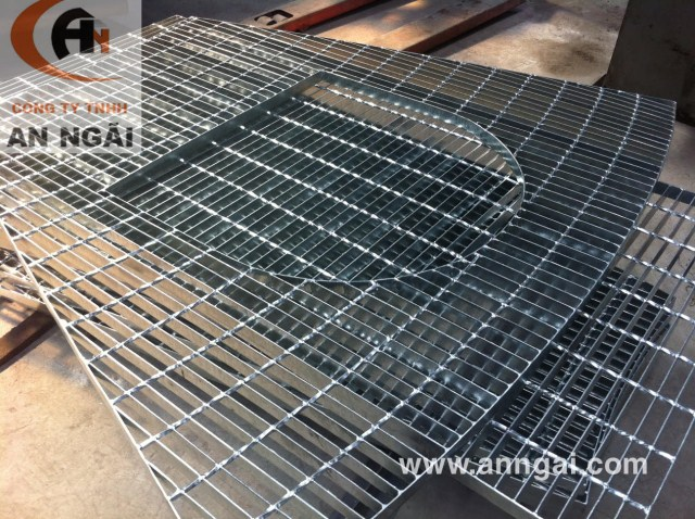 Sàn grating mạ kẽm có cắt hình