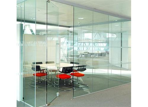 Cửa bản lề sàn