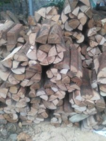 Củi gỗ xẻ
