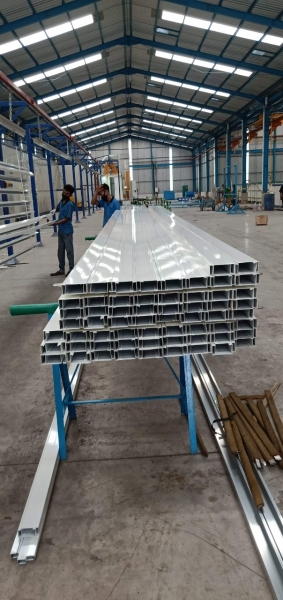 Dây chuyền sơn tĩnh điện