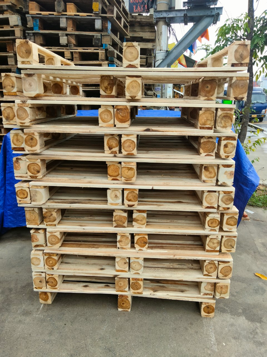 Pallet gỗ
