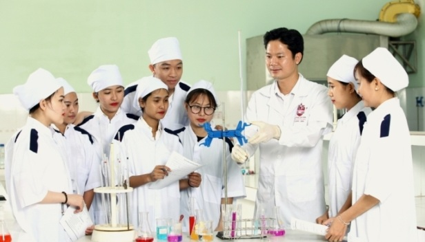 Cao đẳng dược