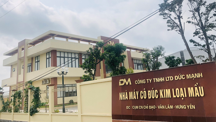 Nhà Mỏy