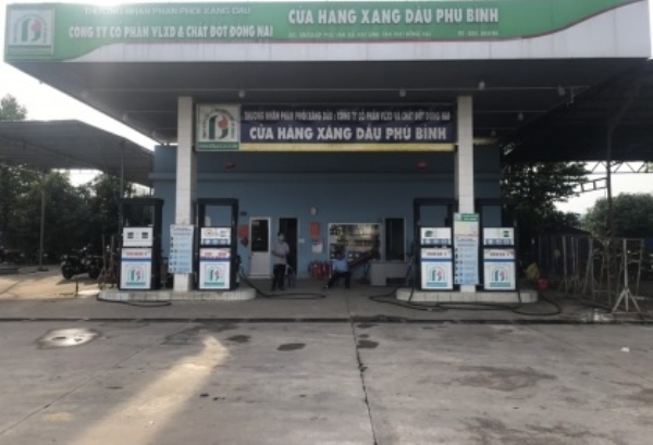 Kinh doanh bán lẻ xăng dầu