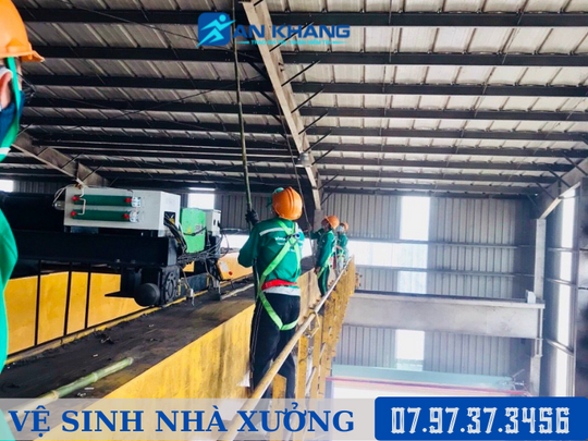 Dịch vụ vệ sinh nhà xưởng