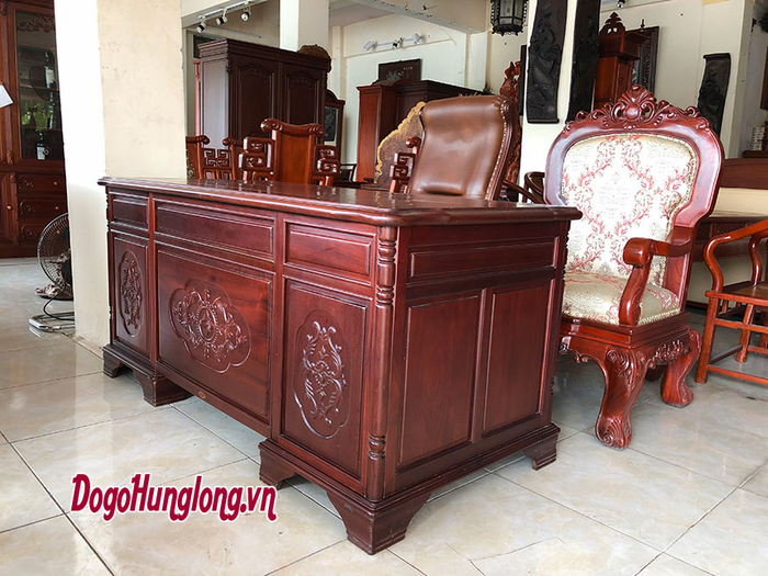 Bàn làm việc