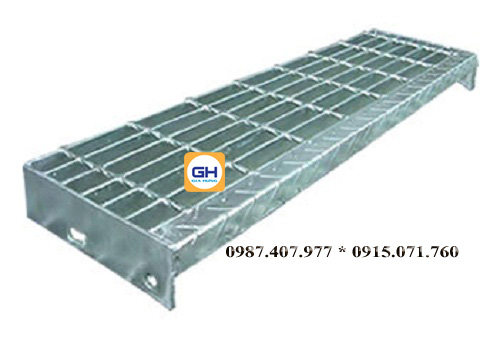 Bậc cầu thang Grating