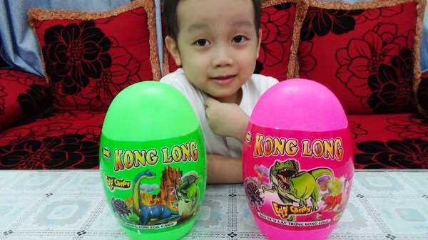 Đồ chơi trẻ em bằng nhựa