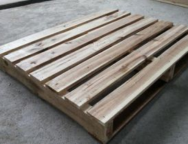 Pallet gỗ 2 hướng nâng