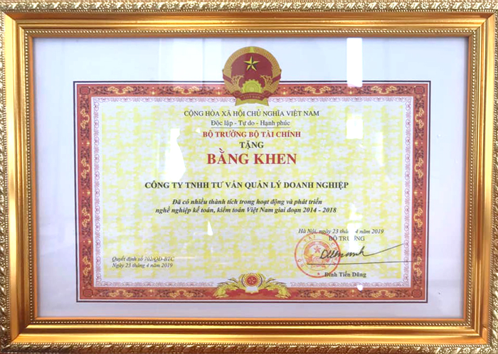 Chứng nhận, bằng khen