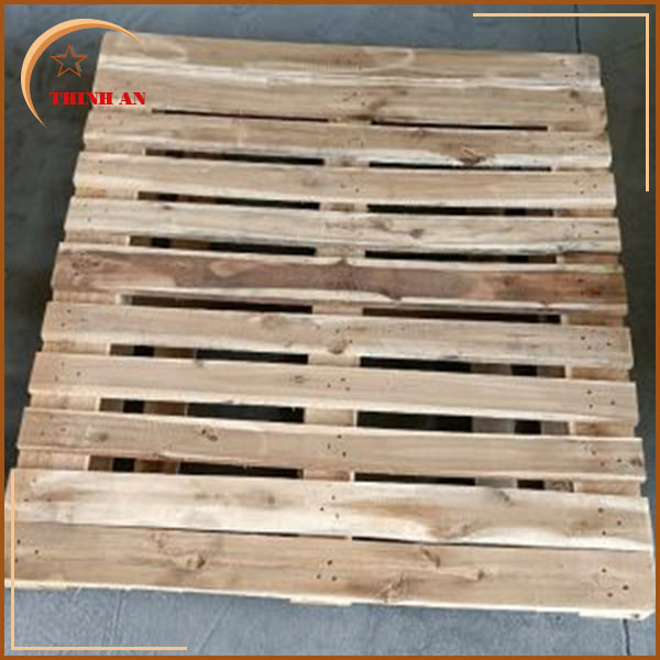 Pallet gỗ