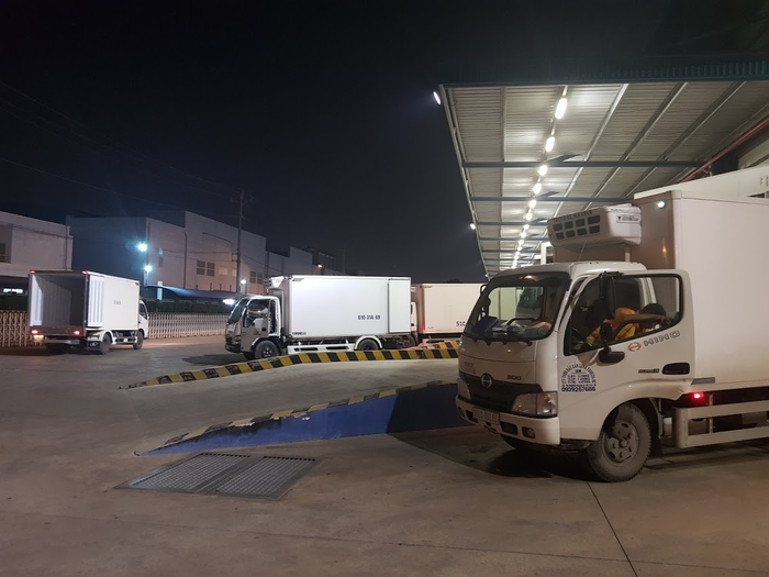 Vận chuyển hàng bằng xe đông lạnh
