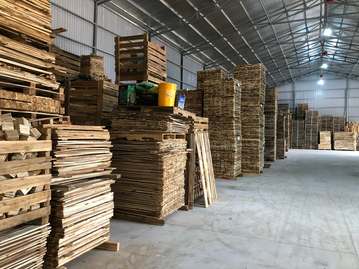 Pallet gỗ