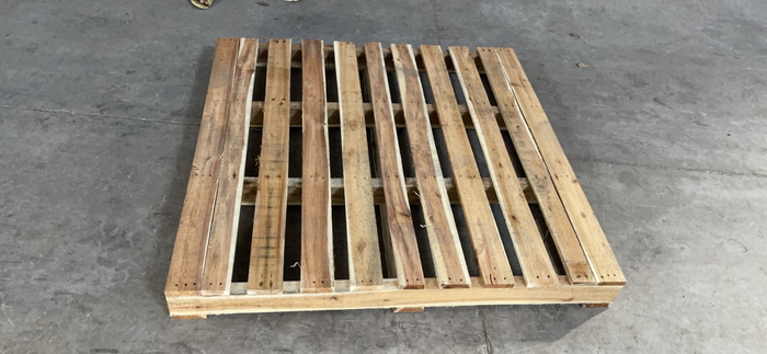 Pallet gỗ