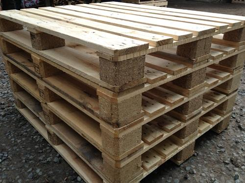 Pallet 4 hướng nâng