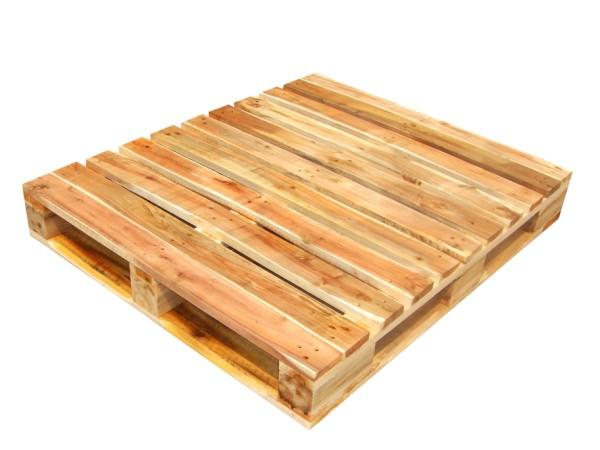 Pallet gỗ 4 hướng nâng