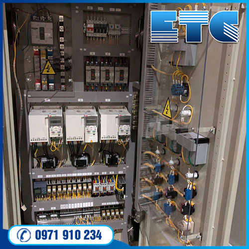 Tủ điều khiển