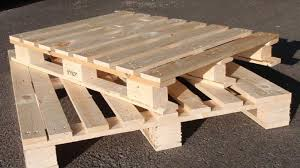 Pallet gỗ 4 hướng nâng