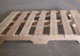 Pallet gỗ