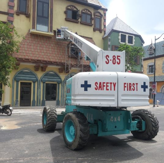 Xe nâng người dạng S Boom