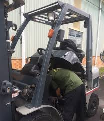 Sửa chữa hệ thống lái xe nâng