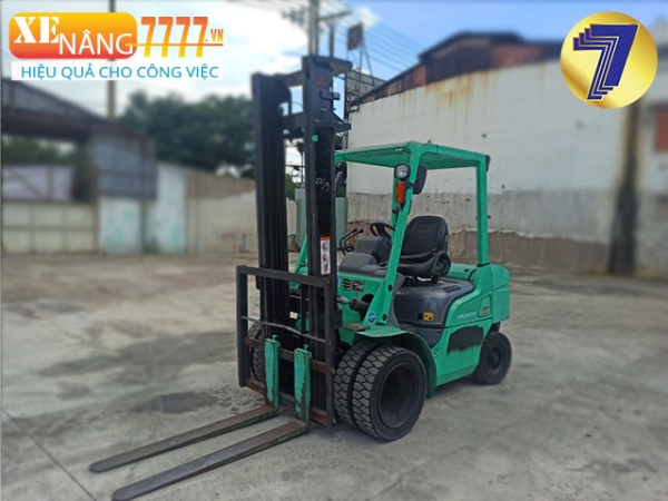 Xe nâng dầu Mitsubishi FDE25T