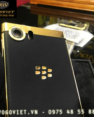 Blackberry Keyone