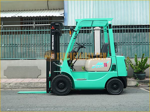 Xe nâng dầu Mitsubishi FD15