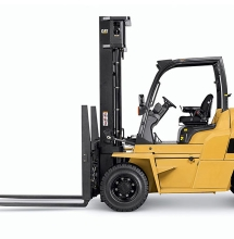 Xe nâng dầu Caterpillar