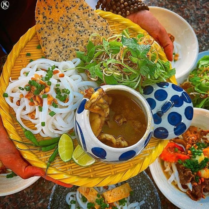 Khám Phá 5 Quán Mì Quảng Ngon Bất Bại Tại Vũng Tàu 3 mi quang bep phong 1103606