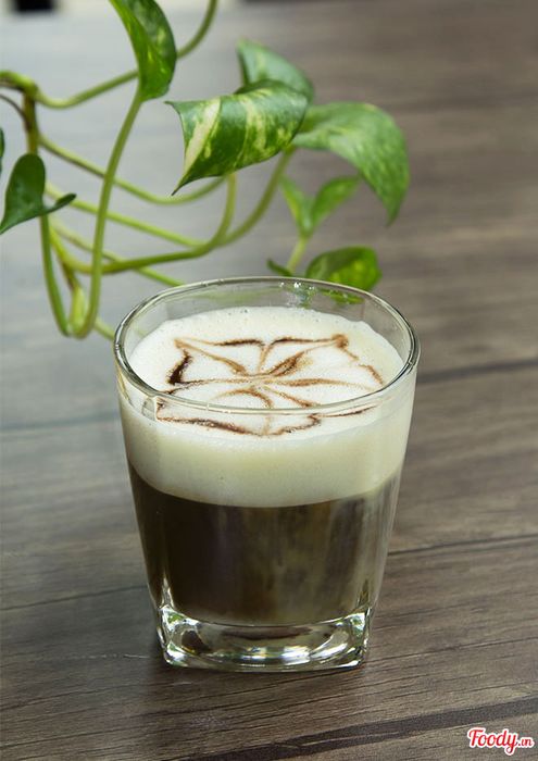 Ly cà phê trứng hấp dẫn tại Hashtag Coffee