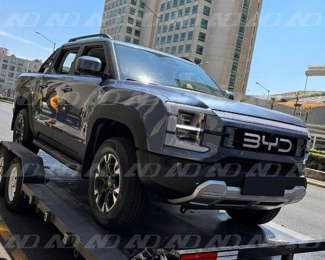 BYD Shark đối đầu với Ford Ranger, Toyota Hilux đã được tiết lộ công khai - Hình 2.