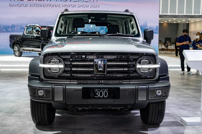 Lí do GWM Tank 300 dự kiến có giá trên 1 tỷ đồng tại Việt Nam: Nhiều trang bị off-road như Land Rover, động cơ hybrid 2.0L, hộp số 9 cấp - Ảnh 3.