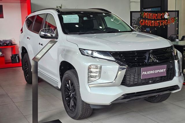 Với chương trình khuyến mãi này, việc mua xe Mitsubishi sẽ giúp bạn tiết kiệm gần 90 triệu đồng chi phí lăn bánh, không cần tốn thời gian để tìm kiếm phụ kiện - Ảnh 4.