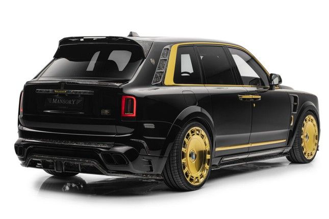 Thưởng thức siêu phẩm Rolls-Royce Cullinan bản độ dát vàng - Ảnh 2.