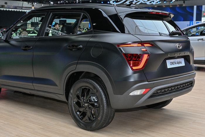 'Trên tay' Hyundai Creta Alpha tại triển lãm BIMS 2024: Giá quy đổi khoảng 654 triệu, có thể sẽ là một sản phẩm hot nếu về Việt Nam - Hình 5.