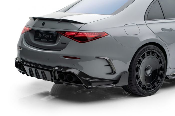 Cuồng nhiệt với Mercedes-AMG S63 E Performance do Mansory điều chỉnh - Hình 11.