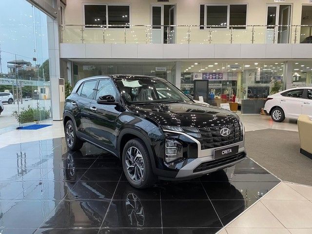 Điều chỉnh giá chưa đủ, Hyundai Creta vẫn tiếp tục được ưu đãi: Phiên bản tiêu chuẩn giảm giá chỉ còn 579 triệu đồng, tạo ra áp lực lớn cho Xforce và Seltos - Hình 3.