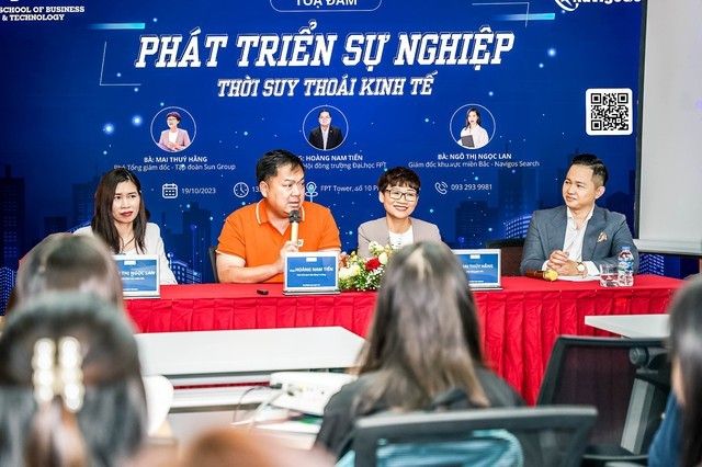 Viettel Post và VinFast sử dụng robot thay thế con người, ông Hoàng Nam Tiến cảnh báo tương lai không còn xa: Robot làm việc 24/24, không đòi lương tháng 13, không cần nghỉ - Ảnh 3.