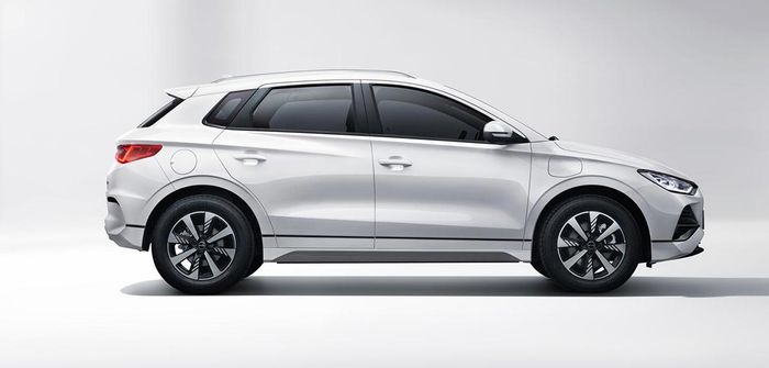 BYD chọn giá 12.000 USD cho xe điện, mong muốn thay thế xe xăng. Ảnh 2.