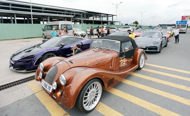 Năm khó khăn nhưng nhiều đại gia vẫn không ngần ngại đầu tư vào các chiếc xe đắt tiền: Minh Nhựa mua McLaren trăm tỷ, Hoàng Kim Khánh thêm vào bộ sưu tập một số chiếc xe - Ảnh 6.