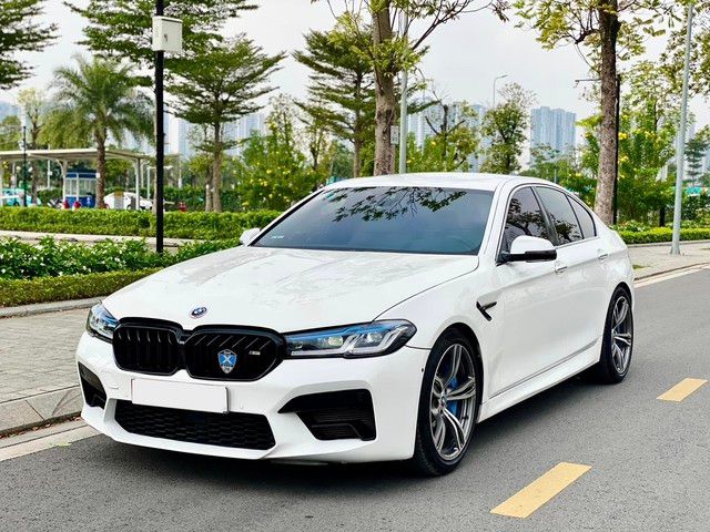 BMW 520i đã đi 70.000 km đang được rao bán gần 1 tỷ đồng: Chi phí độ riêng lẻ cao hơn giá của xe - Ảnh 1.