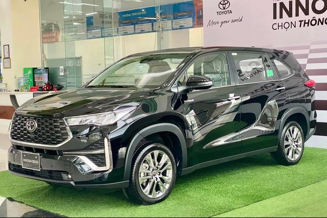 Dòng xe hybrid được ra mắt tại Việt Nam trong năm 2023: Chủ yếu là dòng SUV, có nhiều mẫu giảm giá cả trăm triệu dù mới mở bán - Hình ảnh 7.