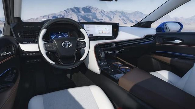 Tổng trợ giá cho Toyota Mirai tại Mỹ lên đến 60.000 USD nhưng vẫn ít người mua.