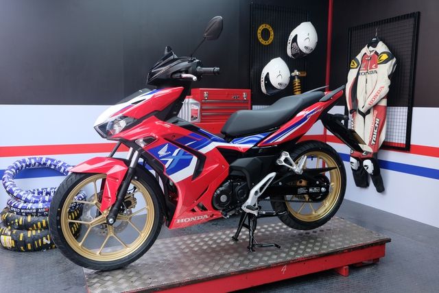 Honda Winner X 2024 ra mắt tại Việt Nam với mức giá từ hơn 46 triệu đồng, tích hợp công nghệ tiên tiến từ dòng xe đua Exciter.