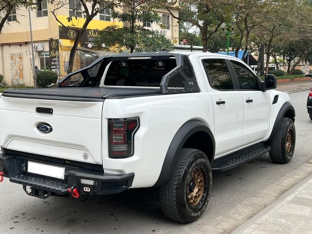 Ford Ranger Raptor được bán với giá gần 1 tỷ đồng, nhưng người bán tiết lộ xe có '1-0-2' trên thị trường - Ảnh 2.