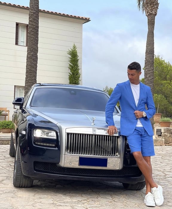 Cristiano Ronaldo đã mua Ferrari Purosangue, thậm chí không biết hiện tại anh sở hữu bao nhiêu chiếc xe - Ảnh: 4.