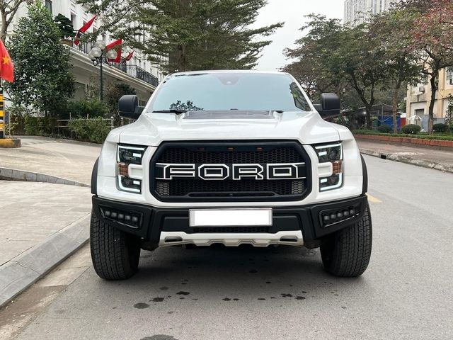 Ford Ranger Raptor được rao bán gần 1 tỷ đồng, nhưng người bán tiết lộ xe '1-0-2' trên thị trường - Ảnh 1.